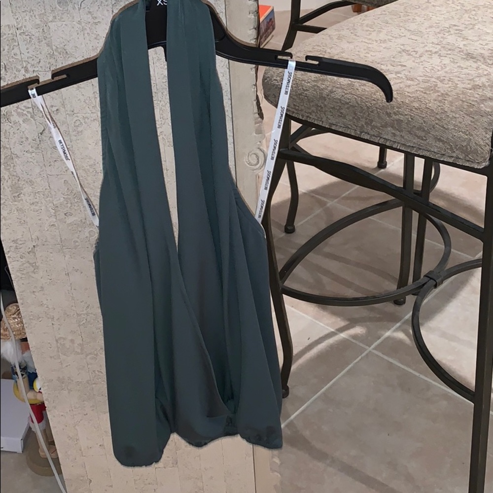 Cropped halter top